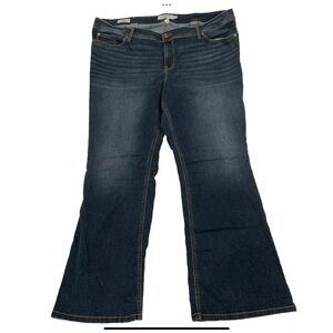 Torrid Women's Size 24 Plus Luxe Slim Bootcut Jeans Dark Wash Denim Stretch